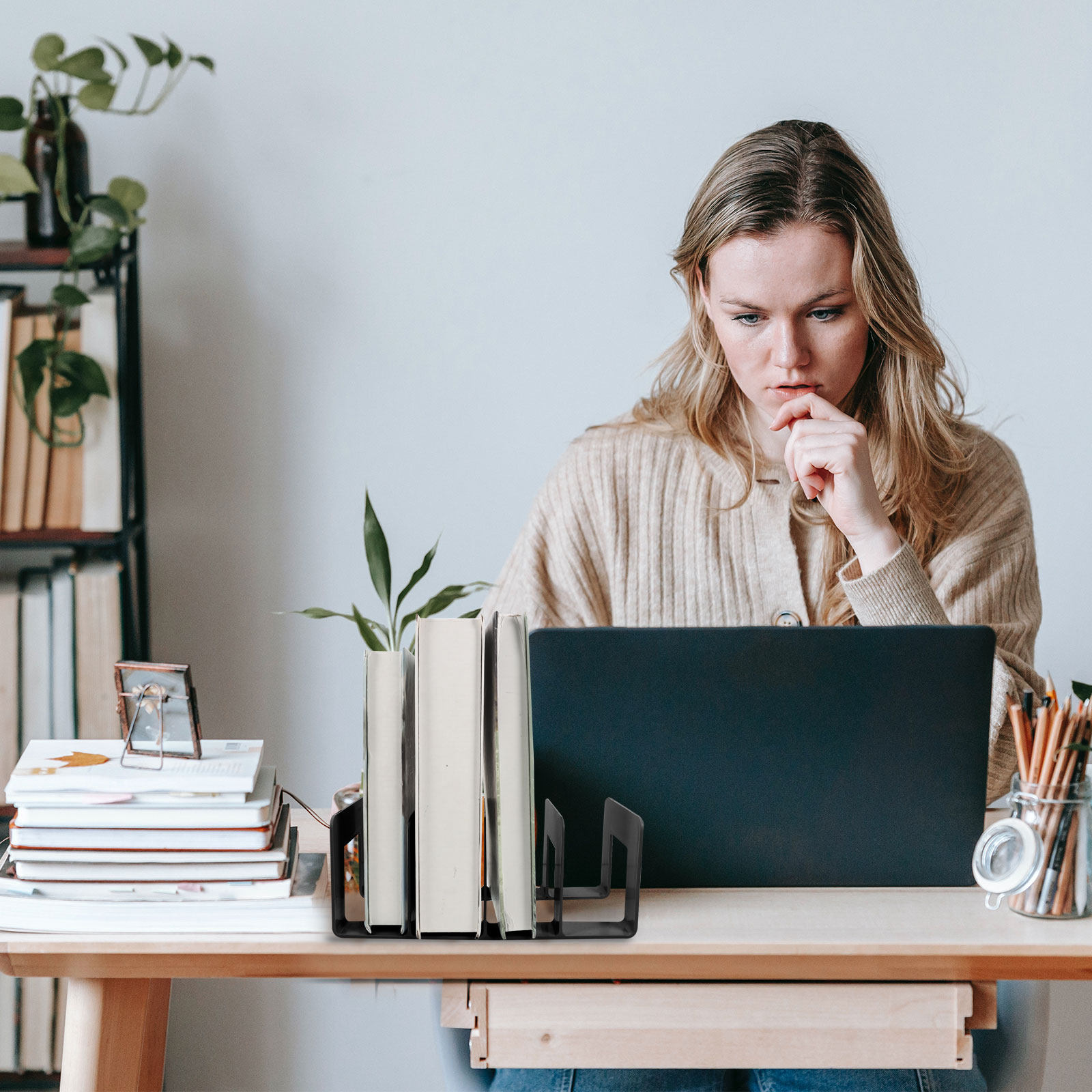 ที่จัดเก็บหนังสือแบบหลายช่องสำ - Home Office With Bookshelves บทวิจารณ์และราคา